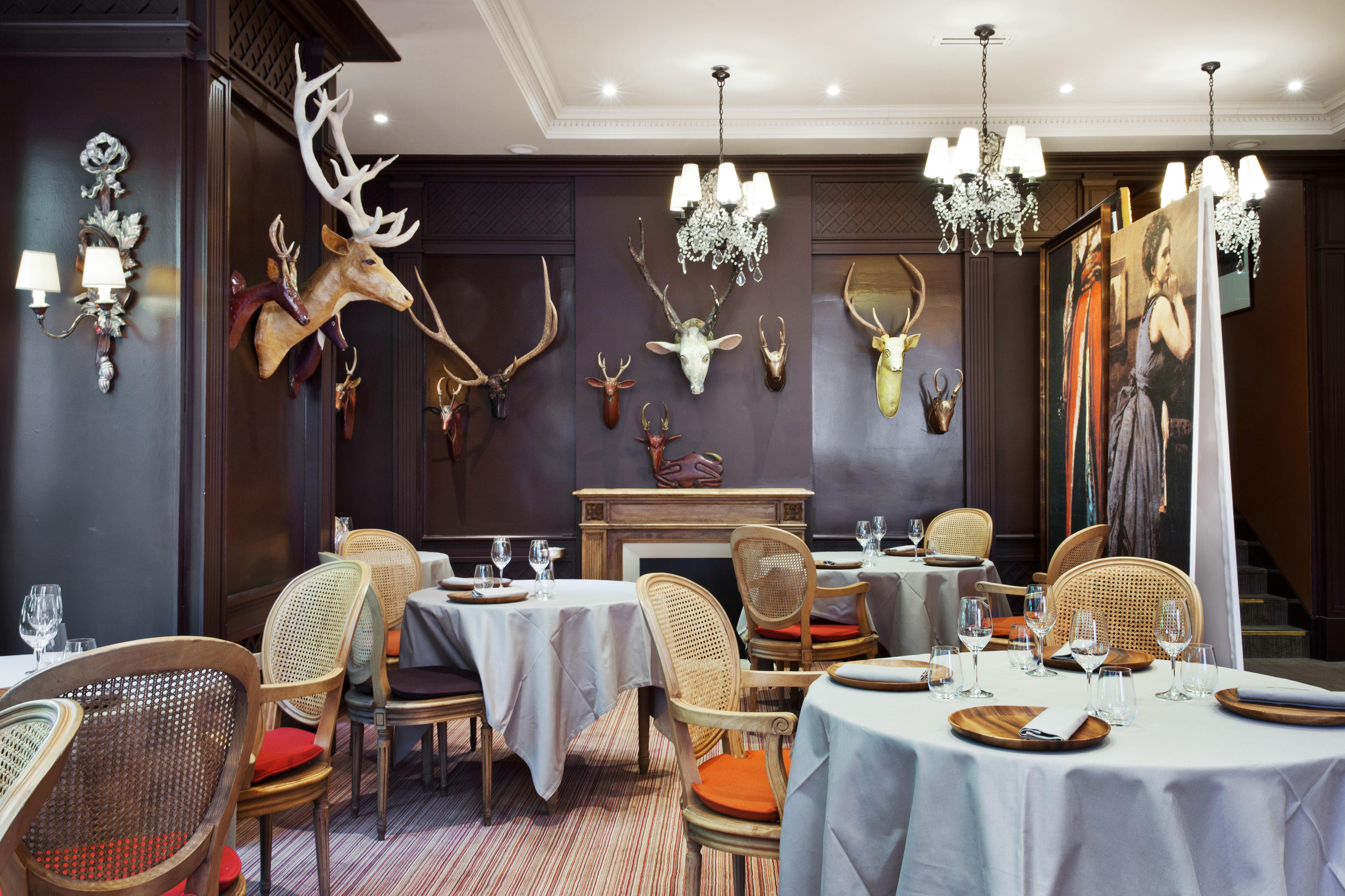 Hotel Les Etangs De Corot Ville-dʼAvray Esterno foto