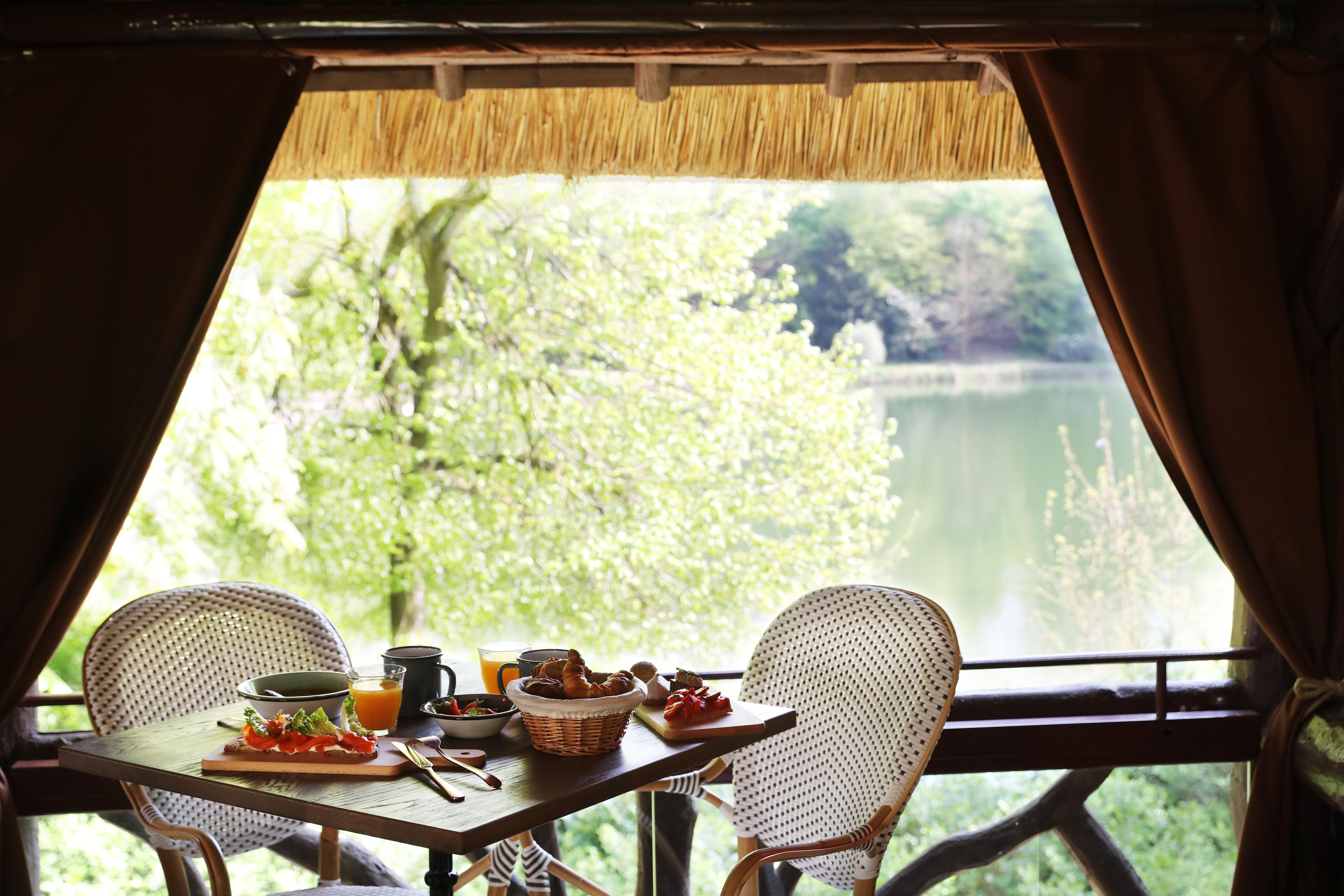 Hotel Les Etangs De Corot Ville-dʼAvray Esterno foto