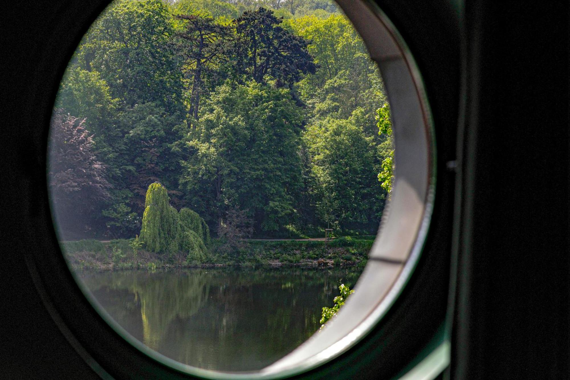 Hotel Les Etangs De Corot Ville-dʼAvray Esterno foto